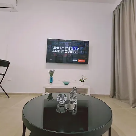 Anemone 20 * Protaras